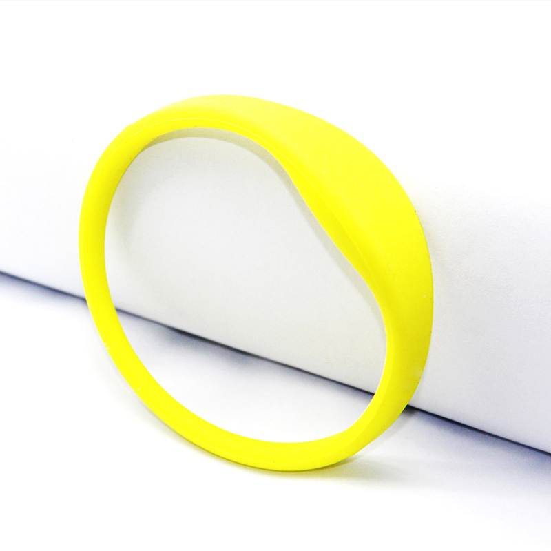 RFID硅膠腕帶工廠定制NFC游樂(lè)場(chǎng)硅膠腕帶廠家2