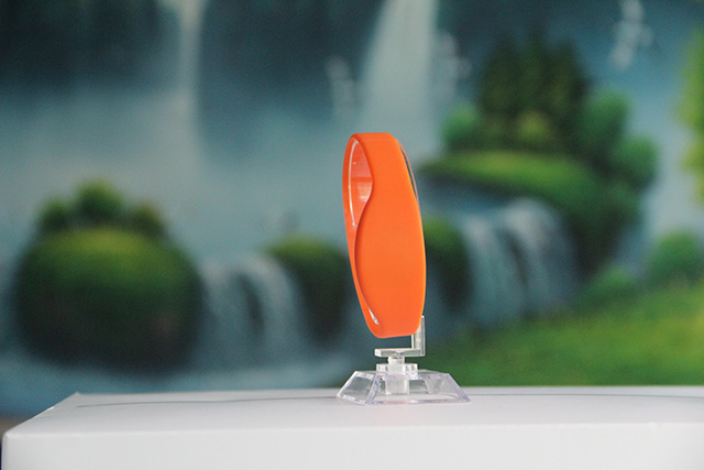 如何讓國內ic硅膠腕帶生活用品走向國際市場？