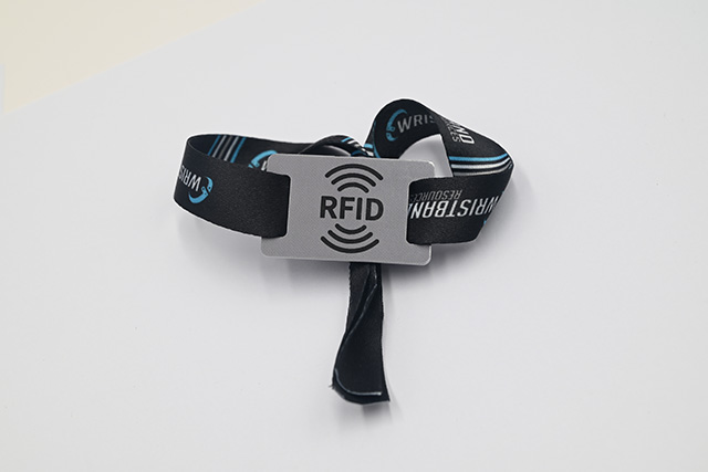 PVC卡的優(yōu)點(diǎn) PVC卡的優(yōu)點(diǎn)